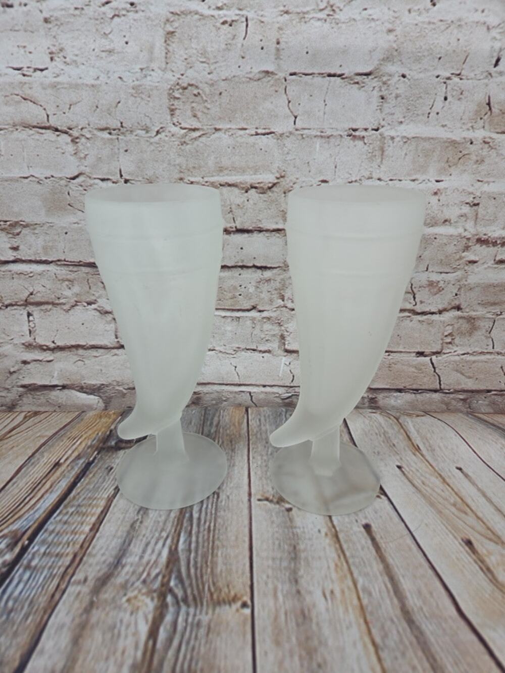 Vintage Tiara Indiana White Satin Horn Shaped Pilsner Drinking Glasses